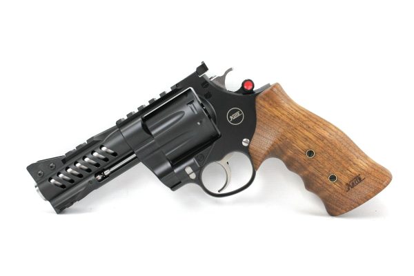 Nighthawk Custom Korth NXS 8-Shot 357 MAG 4″ w/ Case